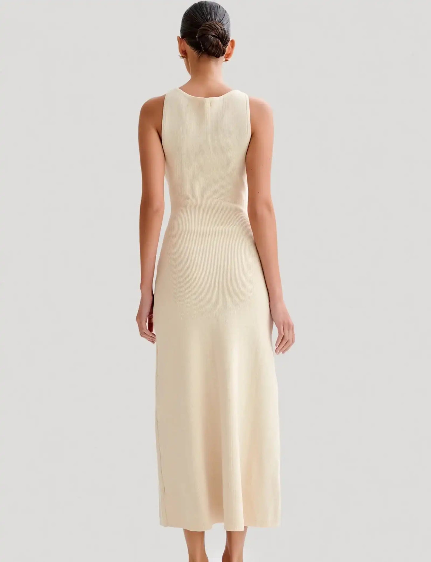 Custom OEM/ODM Women's Slim Knit Dresses - French-Inspired Light Luxury Sleeveless Designs