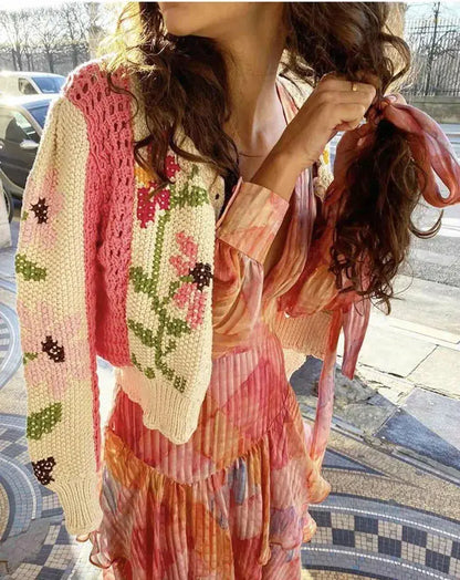 Custom Retro embroidered Pattern Jacquard Knitted Sweater Ladies Winter Sweater vintage knit floral Cardigan for women