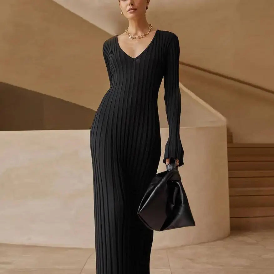 Custom Elegant women Rib knit maxi long dress solid color fashion winter knitwear long sleeve dress women casual sweater dress